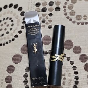 Yves Saint Laurent Lash Clash Extreme Volume Black Mascara 5ml